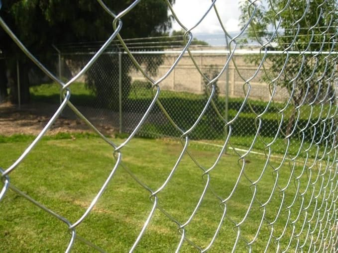 TATA WIRON Fencing Chain Link net for Fencing mesh D Fence Wire Height 4 FEET Bundle Length: 50 FEET Diameter: 2.5 MM Block Size 3''x3'' inches Ideal for Fencing(12 Gauge Wire)